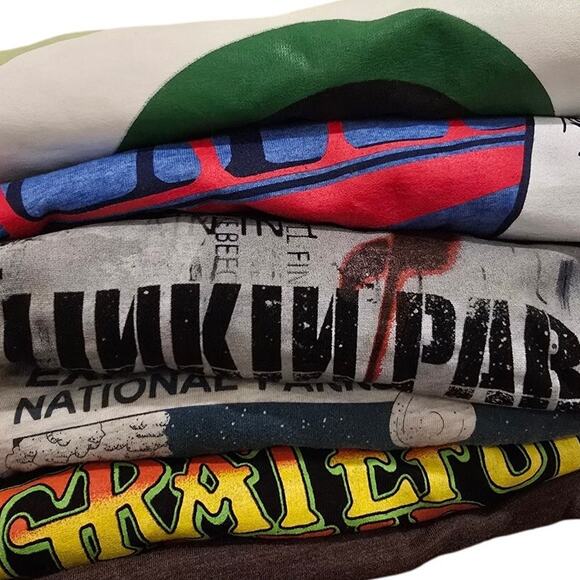 15 Piece Mystery T-Shirt Bundle Sizes Small to XL - Picture 3 of 5